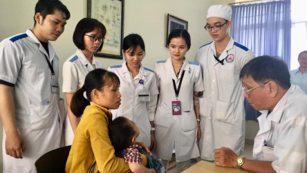 Khám và điều trị cơ xương khớp cùng đoàn Bác sỹ – Chuyên gia Bệnh viện Chấn thương chỉnh hình TP. HCM