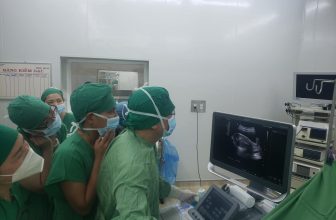 Đốt sóng cao tần điều trị u xơ tử cung dưới hướng dẫn siêu âm